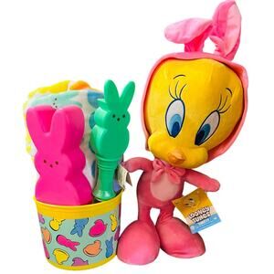 Tweety bird 20 inch Peeps basket bundle 60 by 70 peep throw bundle with green
